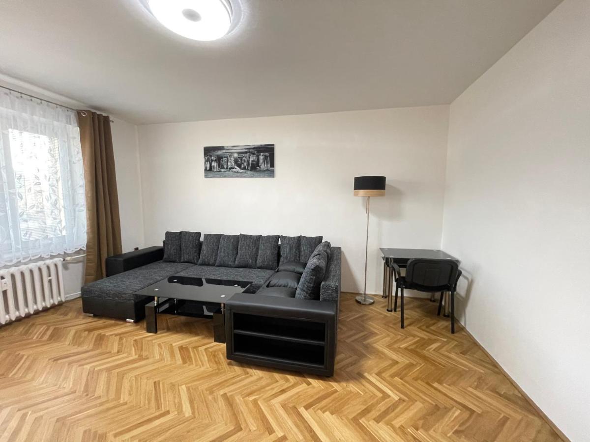 Apartman Jnj Velkomoravska Apartman Alamóc Kültér fotó